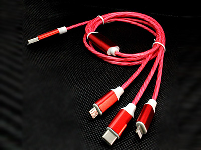 三合一數據線哪個牌子好,伸縮數據線廠家