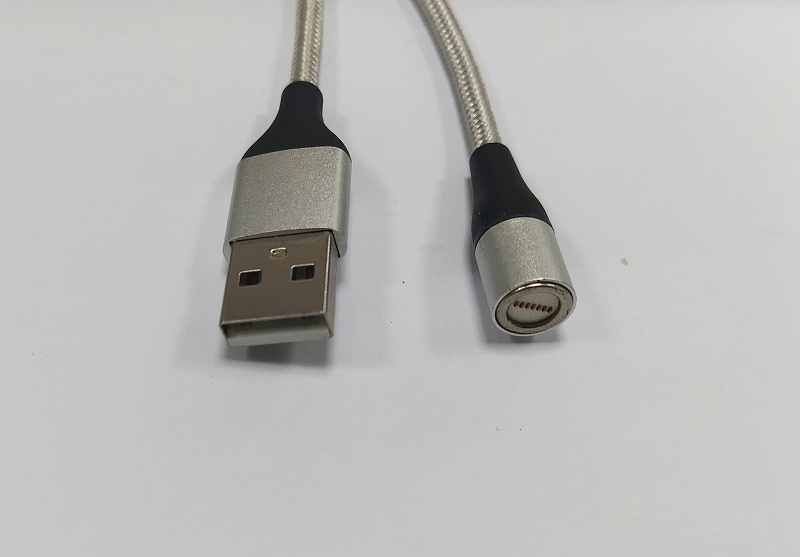 5.6-尼龍磁吸數(shù)據(jù)線02