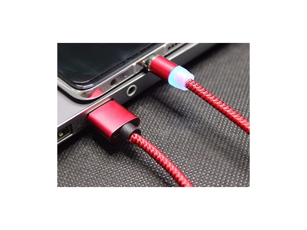 數據線批發廠家給你用磁吸數據線“吸”啊，插線充電不麻煩！