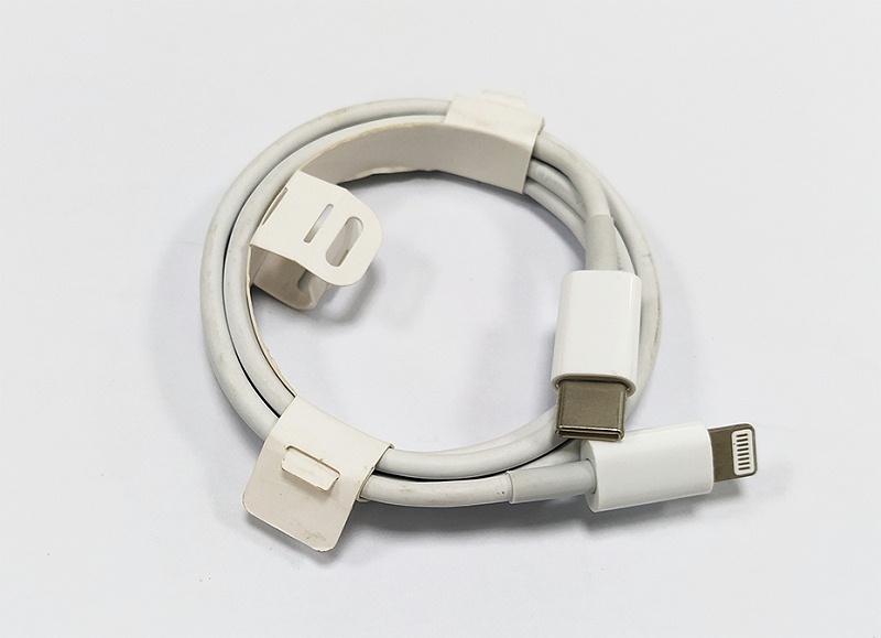 USB-C轉(zhuǎn)Lightning蘋(píng)果充電線02