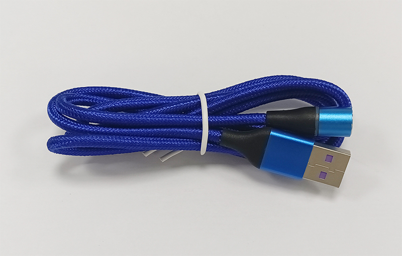 藍(lán)色尼龍編織磁吸數(shù)據(jù)線(xiàn)-02