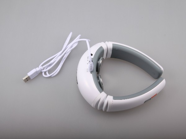 頸椎按摩器USB數(shù)據(jù)線定制如何選擇數(shù)據(jù)線廠家？